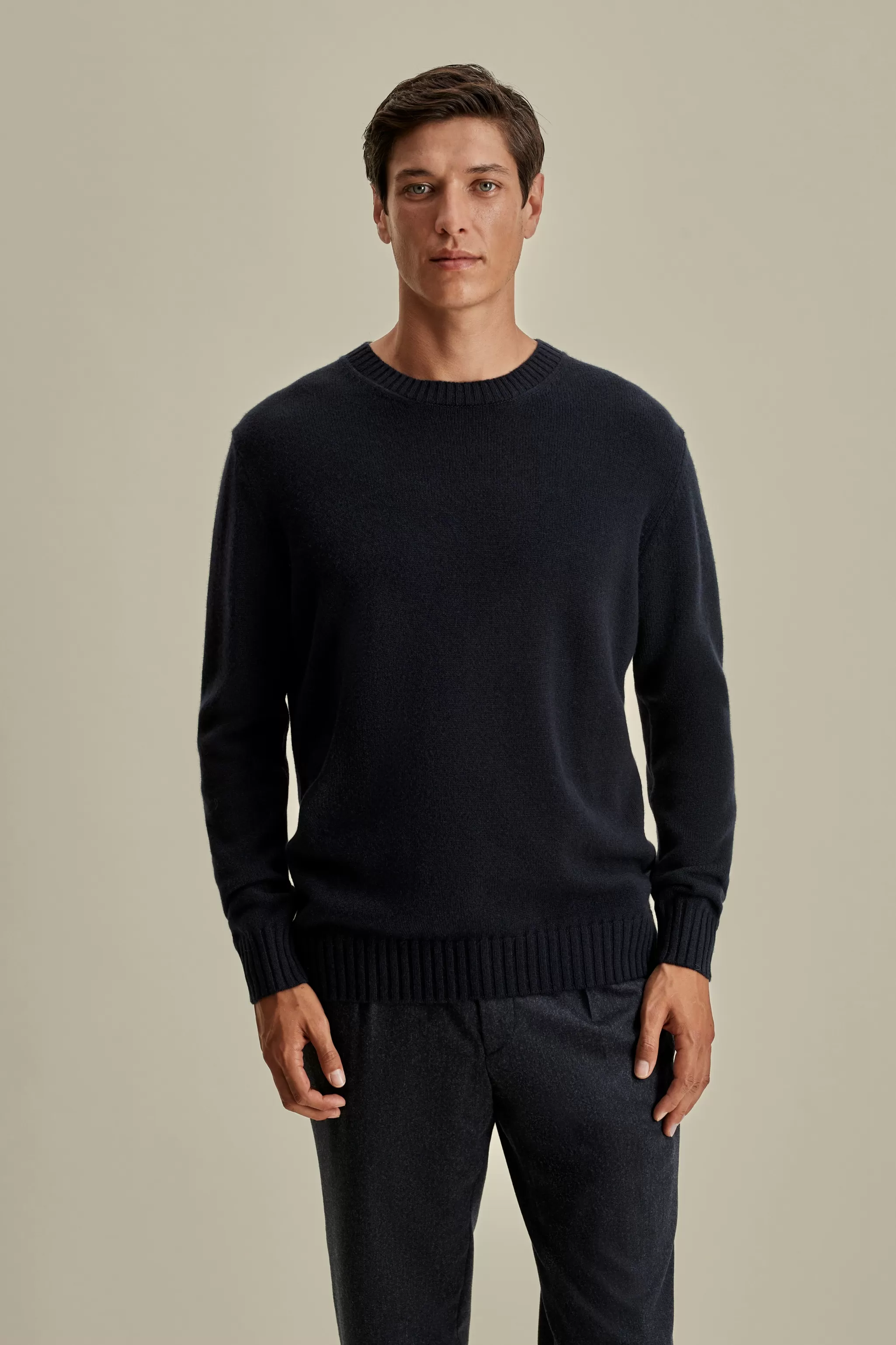 Thom Sweeney Knitwear*Cashmere Crew Neck Sweater