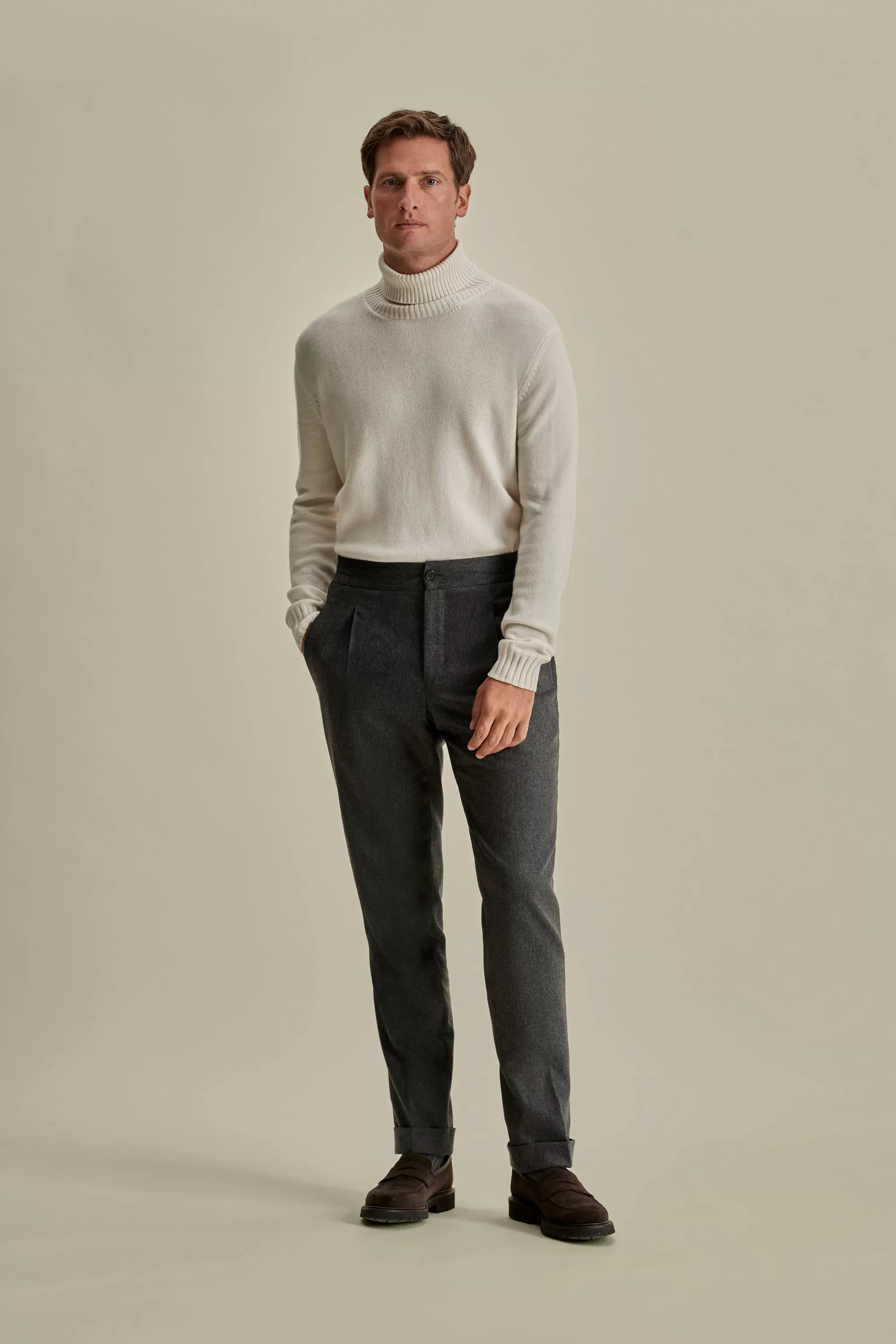 Thom Sweeney Knitwear*Cashmere Roll Neck Sweater