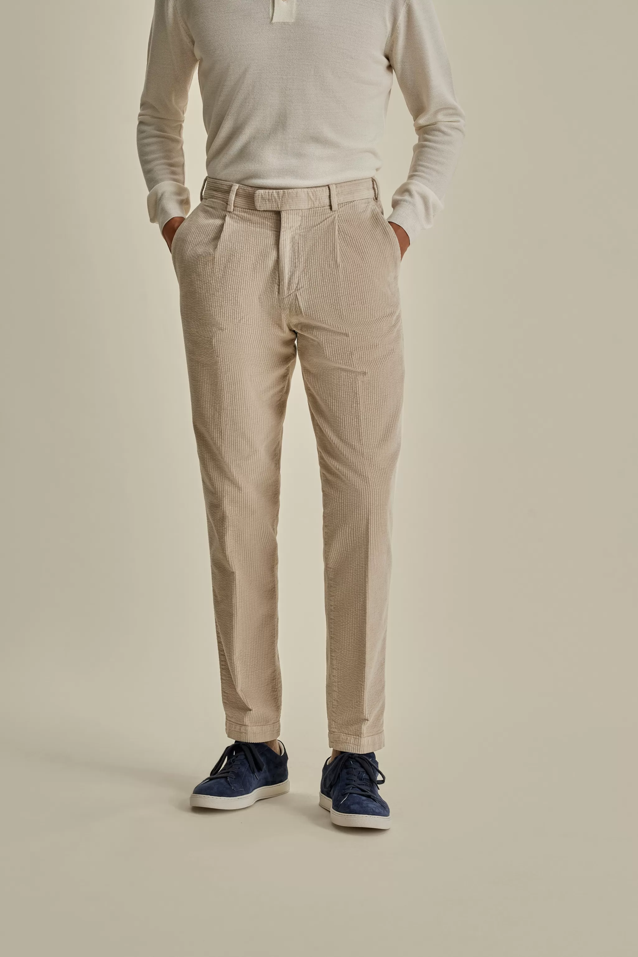 Thom Sweeney Trousers & Shorts*Corduroy Single Pleat Chinos