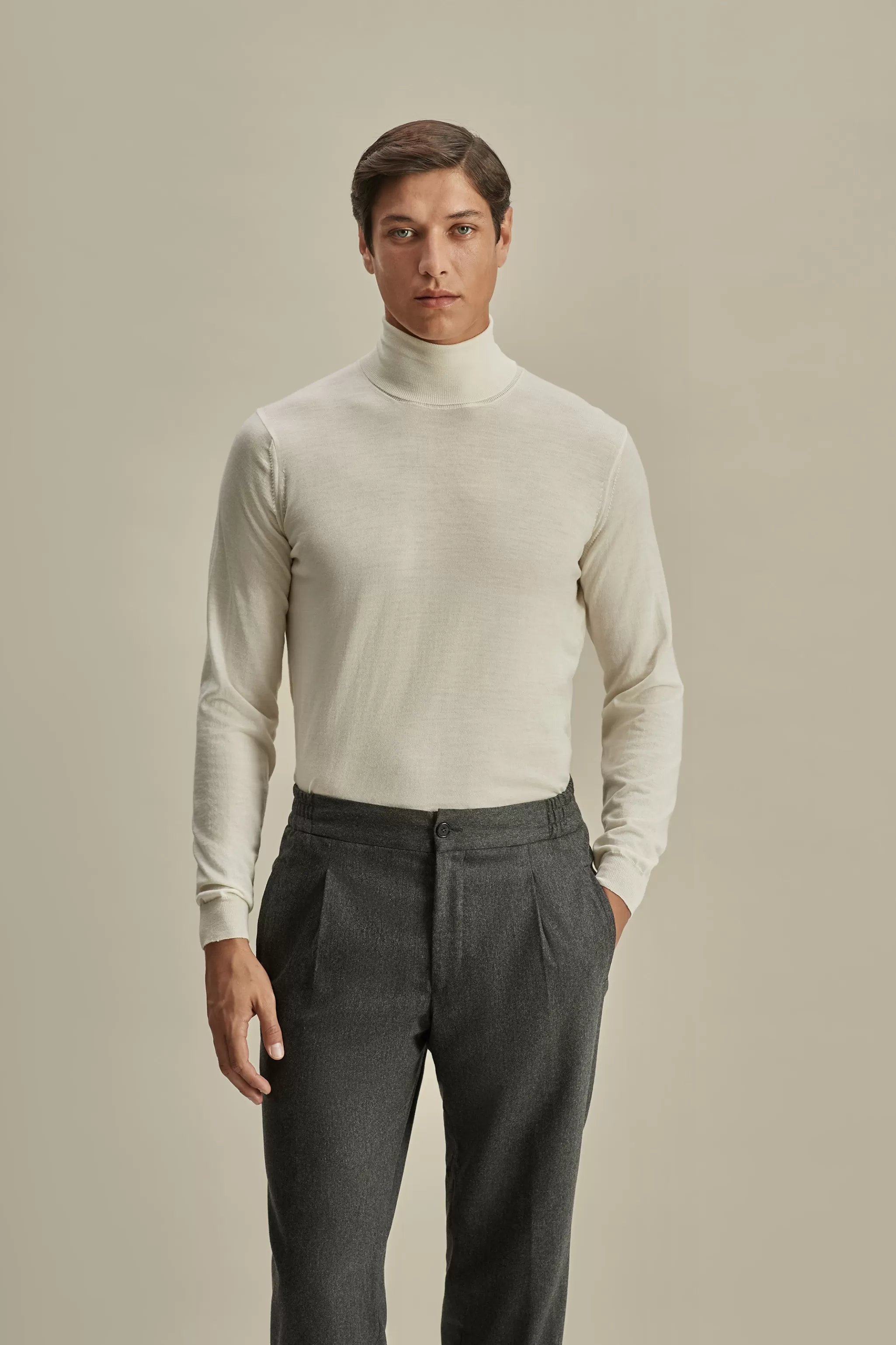 Thom Sweeney Knitwear*Merino Wool Extrafine Roll Neck Sweater