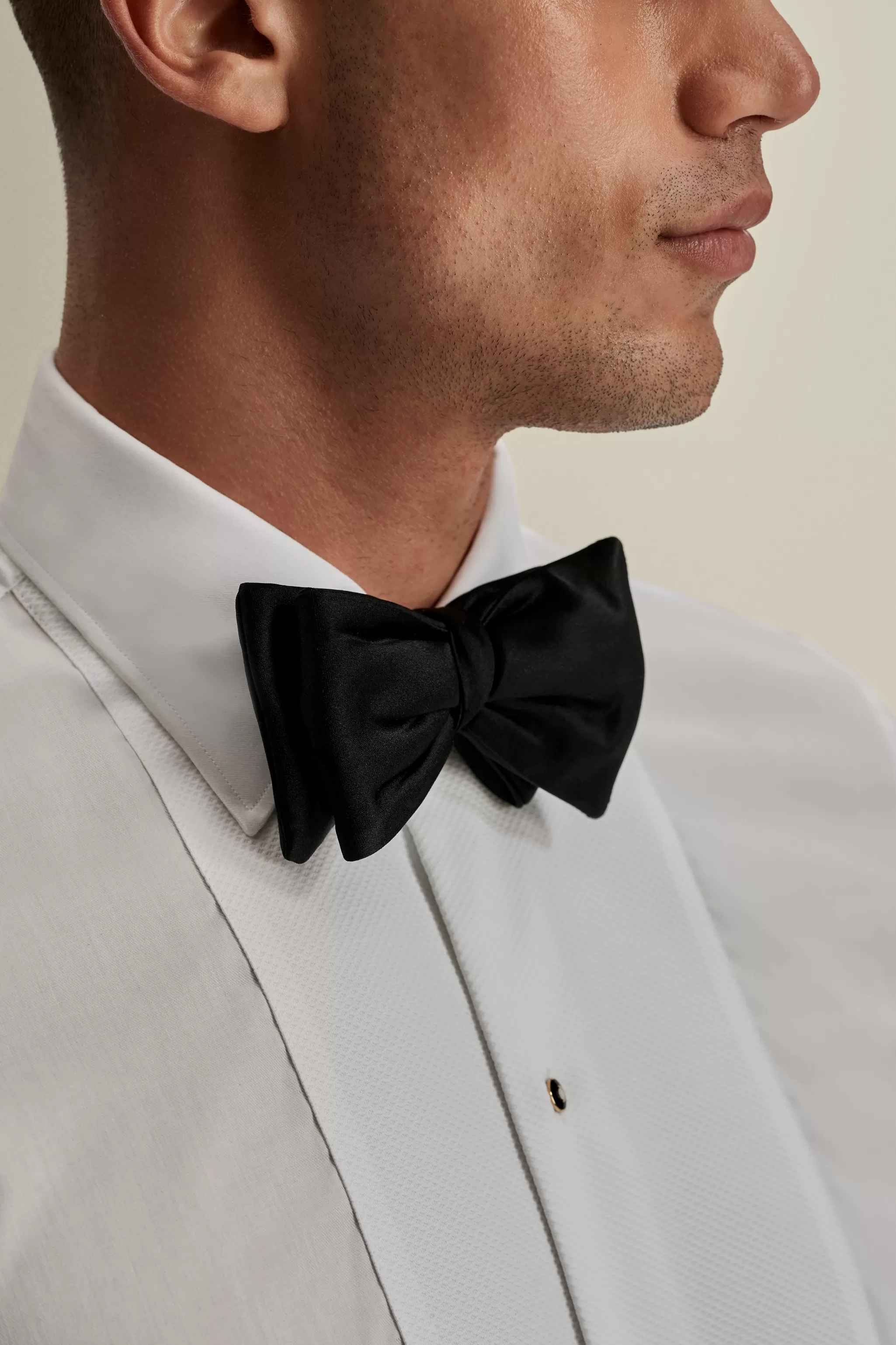 Thom Sweeney Accessories*Silk Self Tie Bow Tie