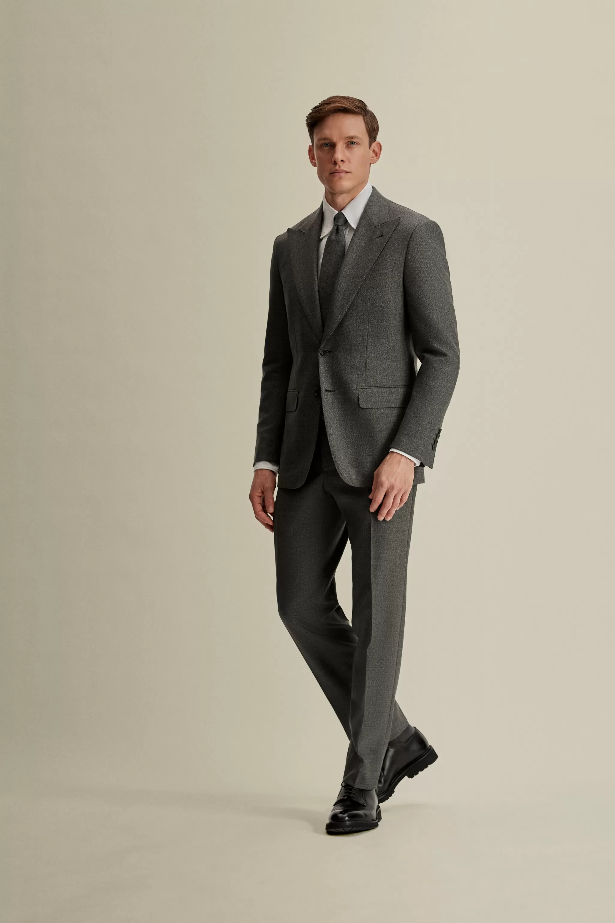Thom Sweeney Tailoring*Wool Single Breasted Wide Peak Lapel Suit